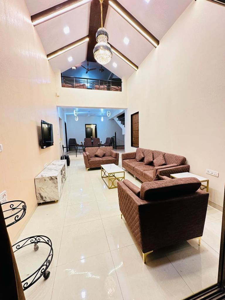 Villa Casa Majestic Lonavla Exterior foto